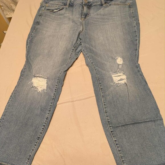 Divided Premium Jeans Womens 22P Mid Wash 5 Pocket Pullon Denim - Picture 1 of 8